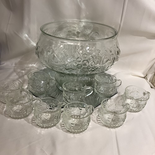 Jeannette glass vintage - glass,