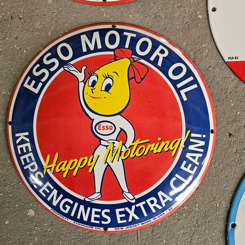 Vintage esso girl - esso, us