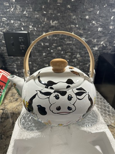Vintage cow tea kettle - tea, mug