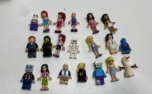 Lego minifigure lot pieces - lego,