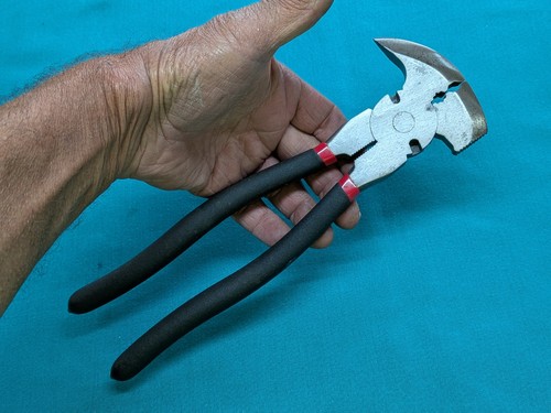 Multi purpose fencing pliers - multi,