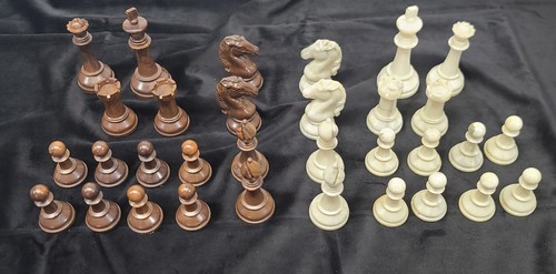 Vintage cavalier plastic - vintage,