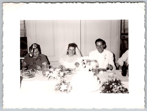 Vtg snapshot bride - b&w,