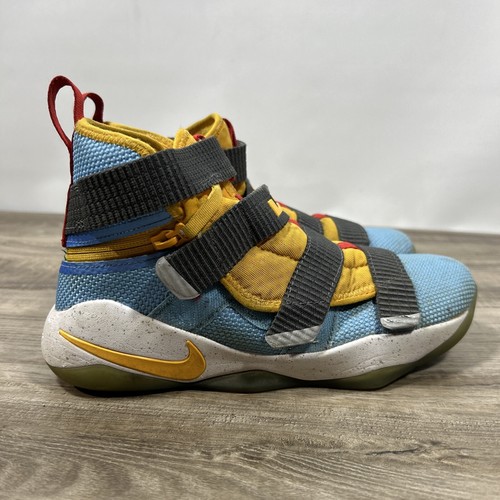 Nike sneakers lebron - nike,