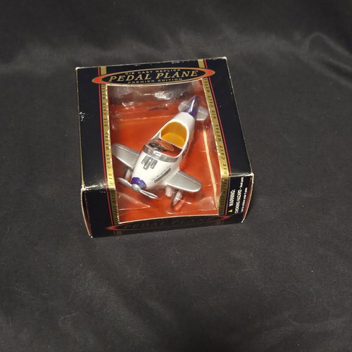 Fedex die cast metal - cast,