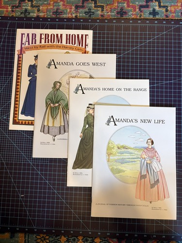 Vintage paper doll - 4, books