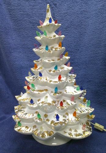 1971 white ceramic - ceramic, 16"