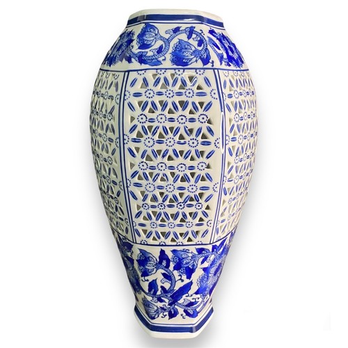 Chinese blue white pierced - white,