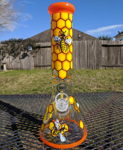 Honeycomb glass beaker water - honeycomb,