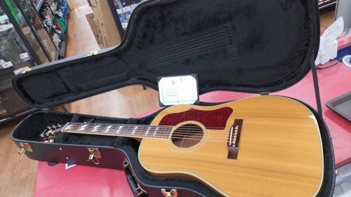 Gibson southern jumbo - gibson,