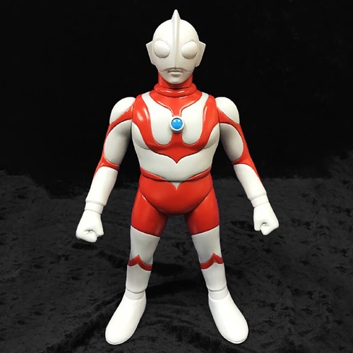 Fewture direct ultraman retro - direct,