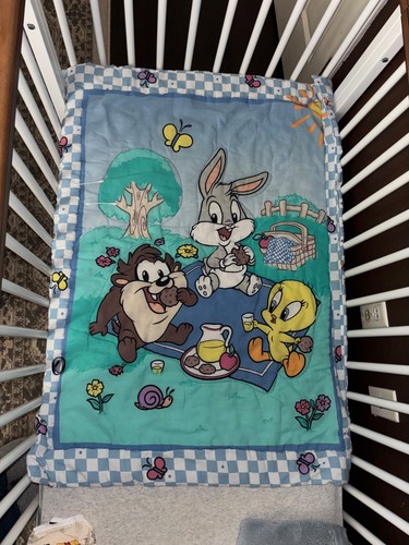 Looney toons baby comforter