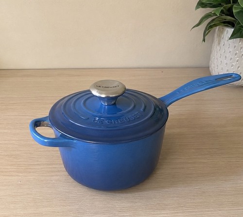 New creuset 25 - le, qt
