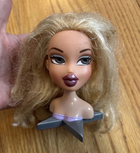 Bratz girlz girls head - girlz,