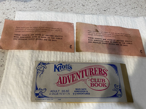 Knotts berry farm ticket - knotts,