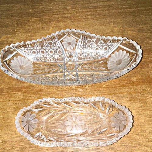 Vintage piece cut crystal - 2,