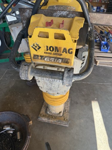 Jumping jack tamping rammer - tamping,