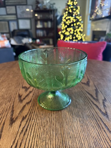 Green glass oak leaf - glass,