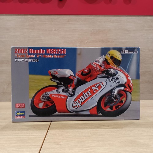 Hasegawa 2002 honda nsr250 - 2002,