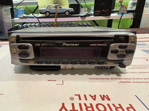 Pioneer deh car stereo - pioneer, deh-15