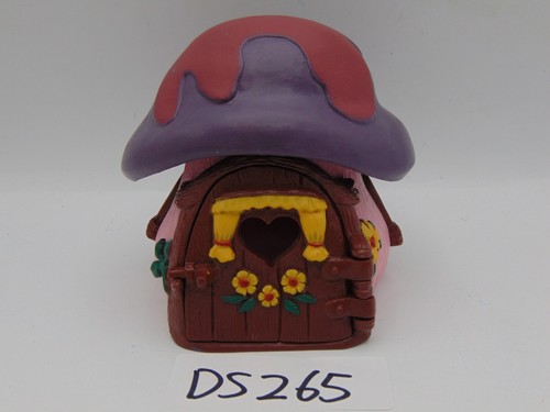 Smurfette mushroom house vtg - mushroom,