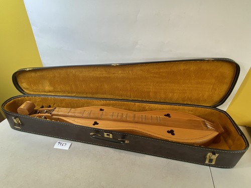 Cherry dulcimer cedar - cherry, with