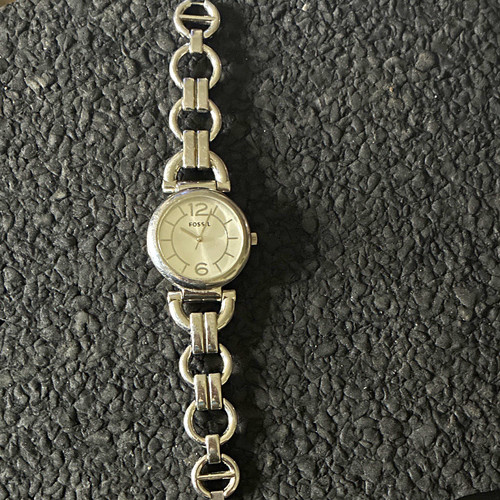 Fossil women quartz analog - women's,