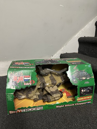 Joe spy troops night attack - gi,