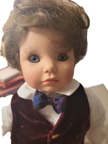 Signed susan wakeen baby - wakeen, 20"
