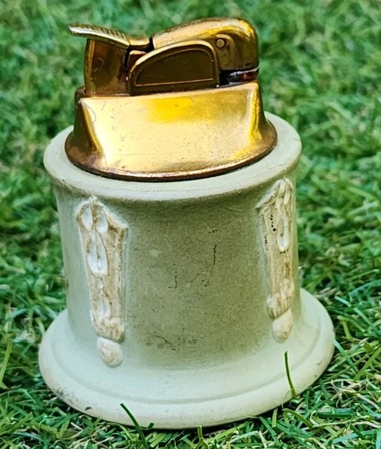 Vintage green wedgwood - green,