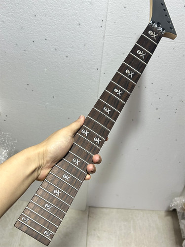 Reverse head maple fret - head, 24