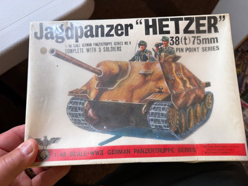 Bandai 8239 kit 1 - bandai, 1:48