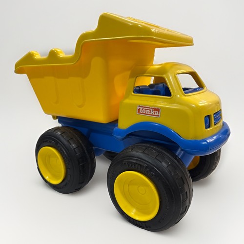 Large tonka dump truck - large,