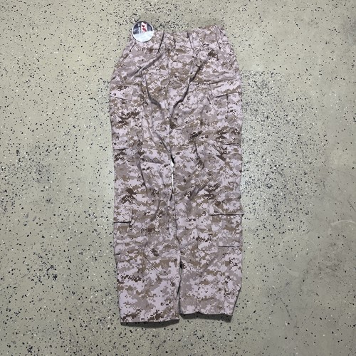 New usmc frog - new, uniform