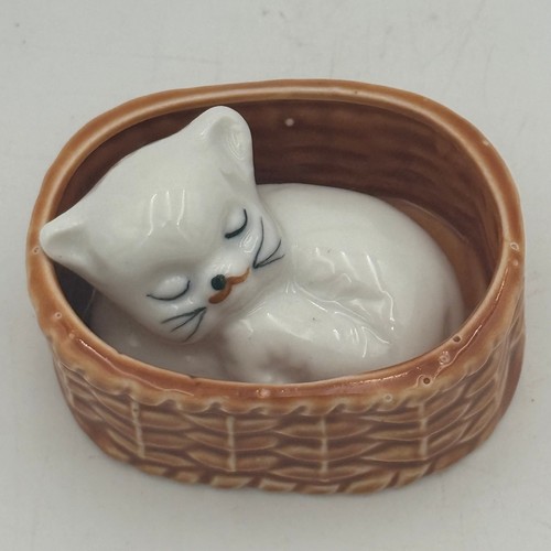 Vintage miniature ceramic - vintage,