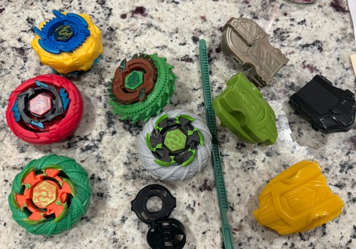 Beyblade beywheelz lot - beyblade, 5