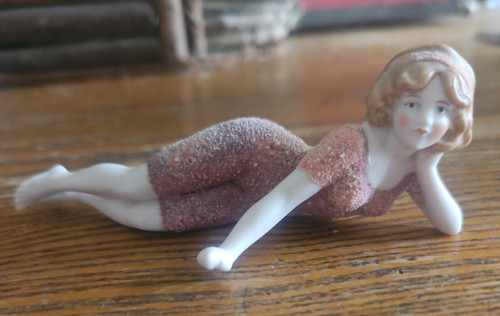 Antique all bisque - antique,