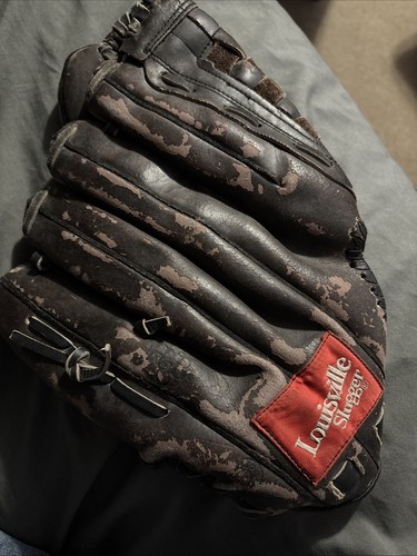 Louisville slugger baseball - louisville,
