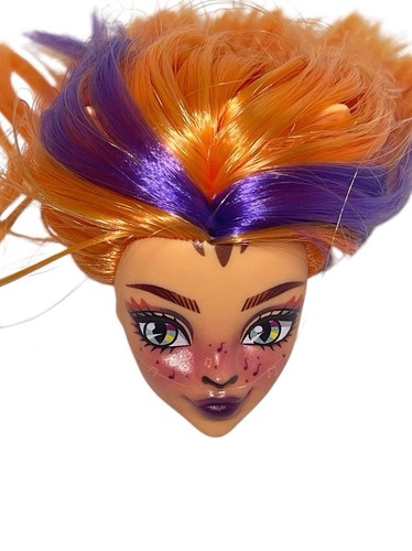 Monster high buried secrets - buried,
