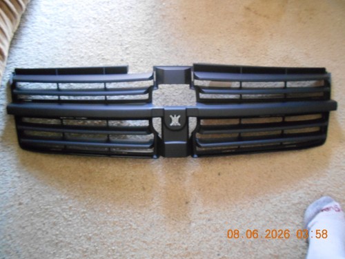 New front grille assembly - grille,