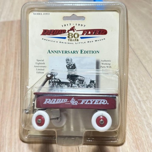 Radio flyer 80th anniversary - radio,