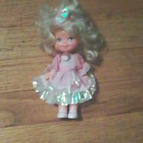 Small blonde curly hair blue - blonde,