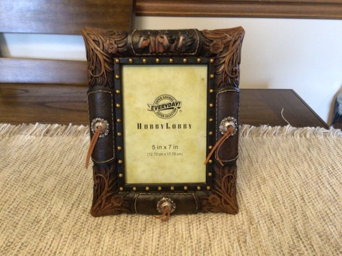 Western style picture frame - style,