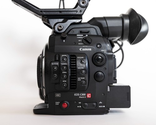 Canon eos c300 mark cinema - c300, ii