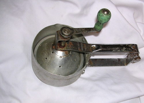 Antique citrus juicer with - ,