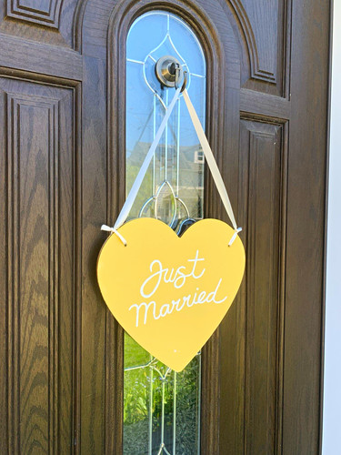 Gold white just married - &, "just