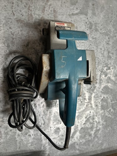 Makita x24 belt sander - 3"x24",