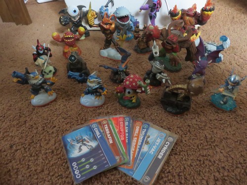 Skylanders giants lot 6 - skylanders,