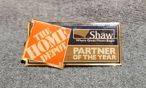 Lmh pin pinback shaw hardwood - lmh,