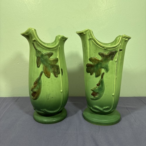 Pair weller oak - pair, of